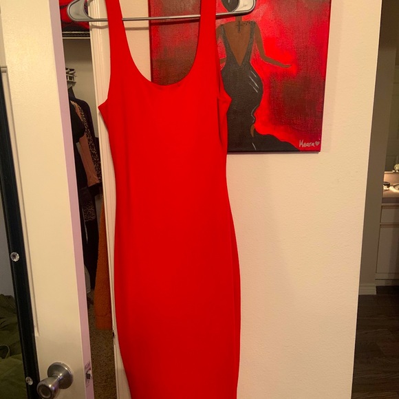 Dress - Picture 3 of 3